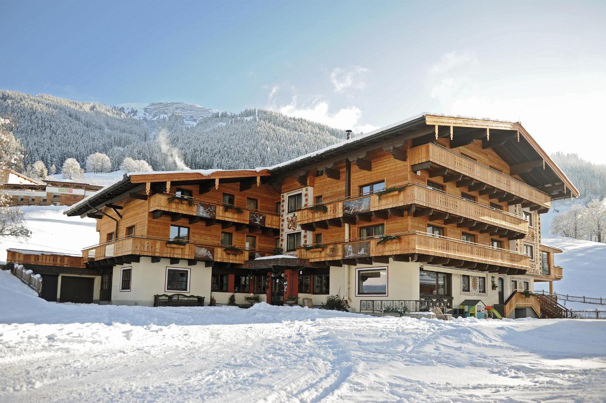 安德瑞拉马滑雪酒店 萨尔巴赫 外观 照片