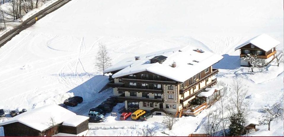 安德瑞拉马滑雪酒店 萨尔巴赫 外观 照片